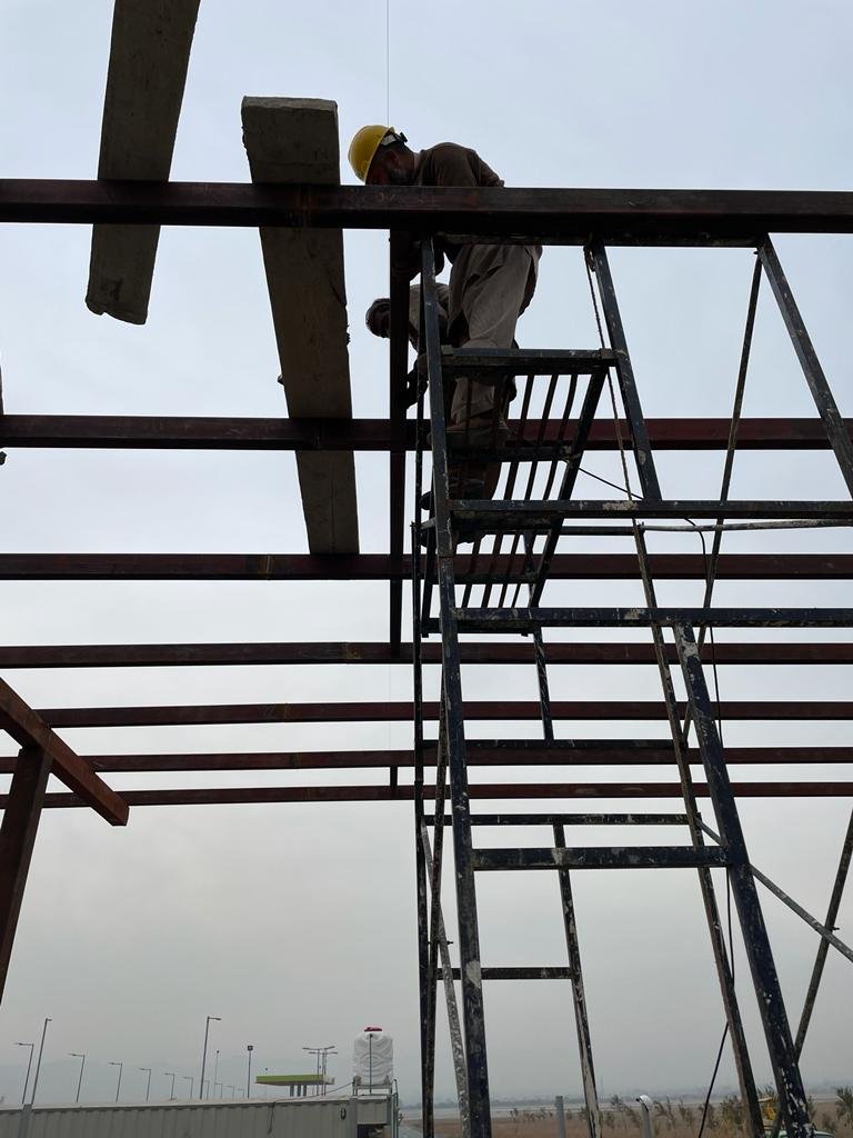 Purlin Installation & Roof Framing